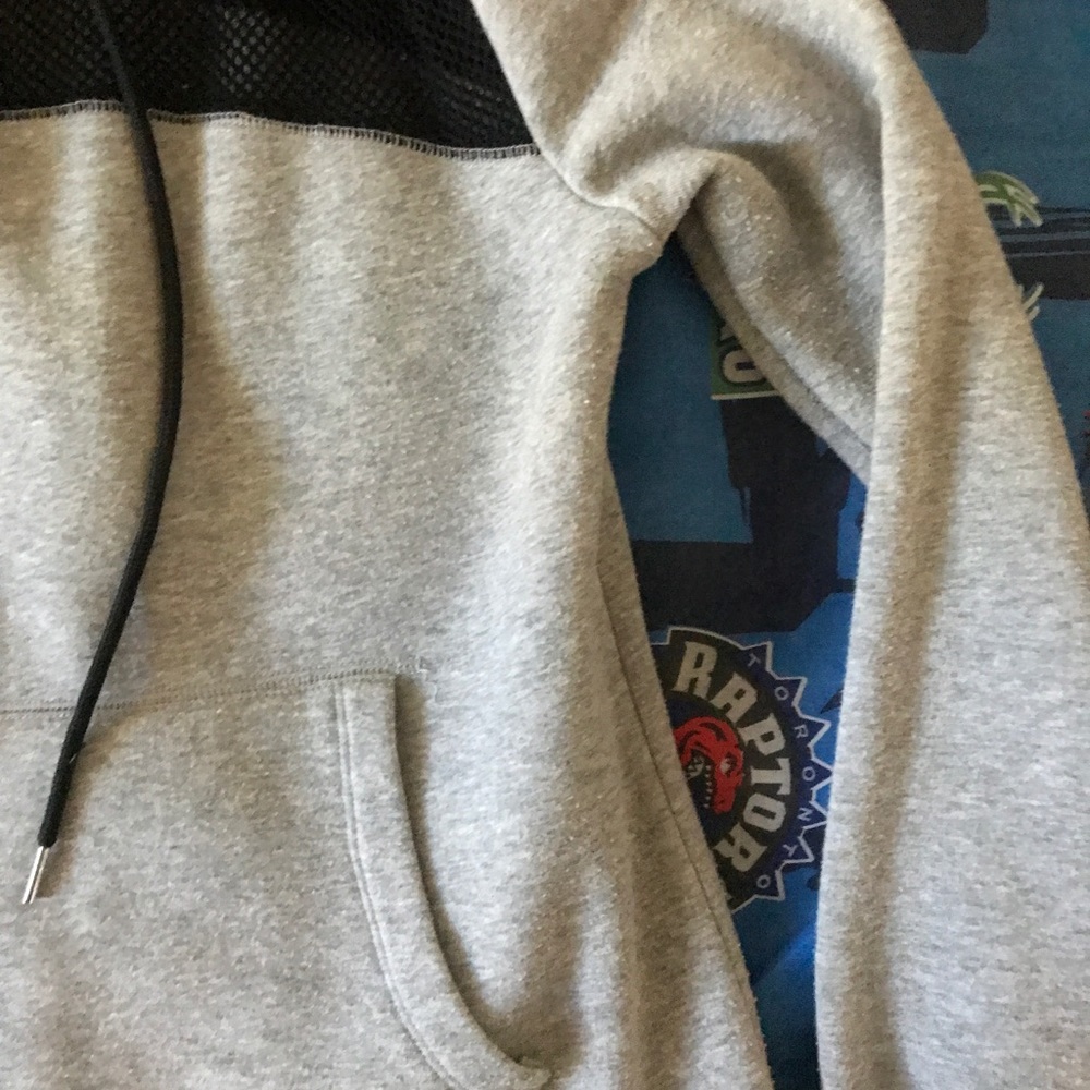 Bebe pullover Mesh (Net)Hoodie - Picture 7 of 8